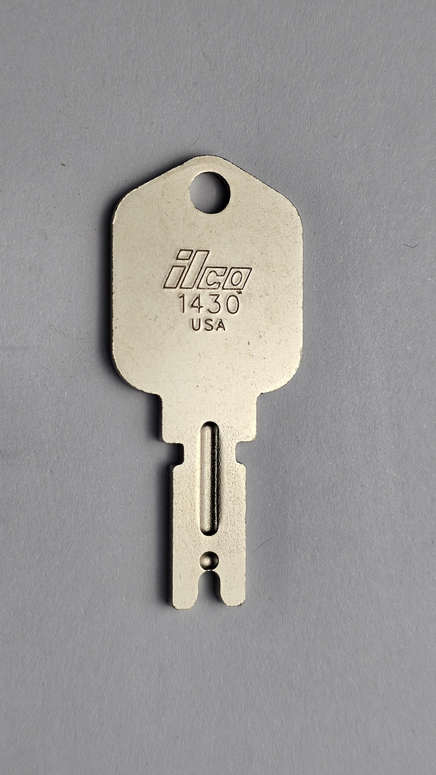 1430 Forklift Key Blank – 10-Pack – Durable & Reliable for Forklift Applications
