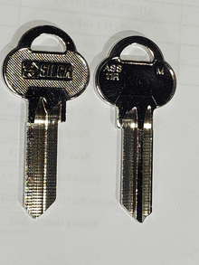 AS3 / ASS11R / A28M Key Blank – 10/Pack | ILCO Brass Key Blanks for Yale-Style Locks