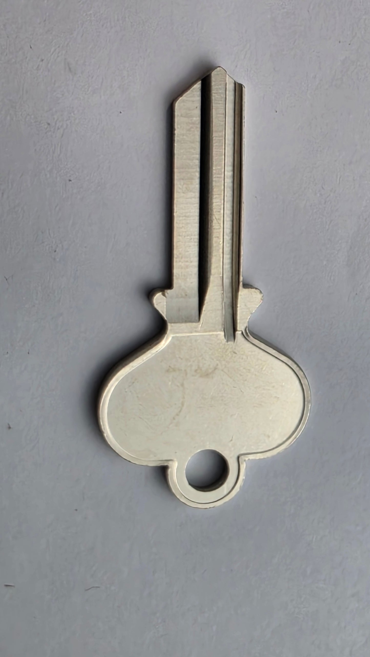 DE5 / A1054KD Key Blanks – 10-Pack – Durable Replacement Keys for Locks