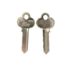 ILCO R1001EF Key Blank 10 pack