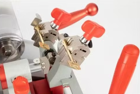 LockGenics SafeMaster Sami – Automatic Key Cutting Machine for Special Bit, Double Bit & Safe Keys