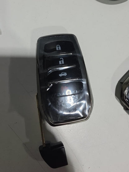 Front view of LockGenics LT20-04-compatible shell with trunk button