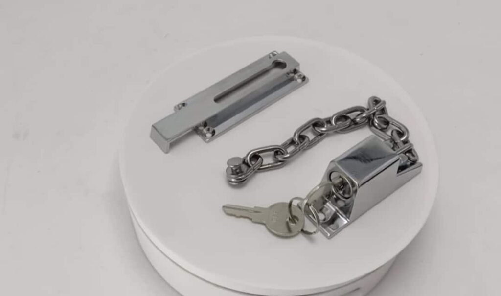 Keyed chain locks with chrome finish